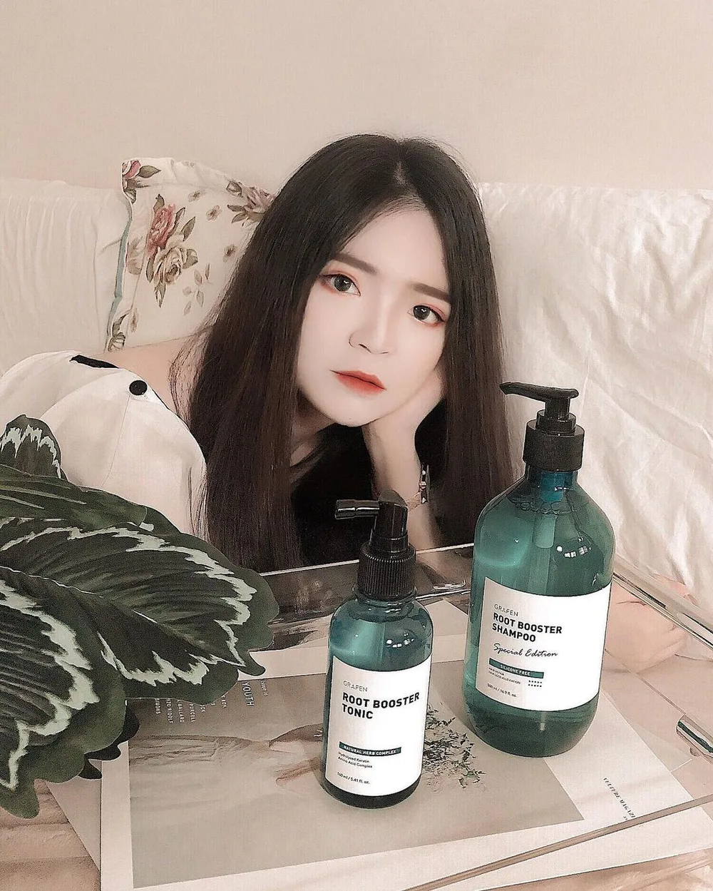 • 10.11.2021 •
Everyone wants healthier, thicker and stronger hair 🌿
Grafen Root Booster Shampoo a low acidic shampoo with ph 5.86 supply nutrients to scalp and hair to prevent hair loss. Watery-gel consistency, softens my hair without tangle more manageable hair.
After shampoo and drying hair, spray Grafen Root Booster Tonic pat and massage lightly with your fingers to let it absorbed. Refreshing, easy to use anytime, anywhere.
Check them out limited promotion and exclusive products during Shopee 11.11! 🎉 Don’t miss out on the biggest event of the year!
@grafen.official_my
#GRAFEN #Rootbooster #shampoo #hairtonic #grafenreview #haircare #hairloss #charisceleb #kbeauty