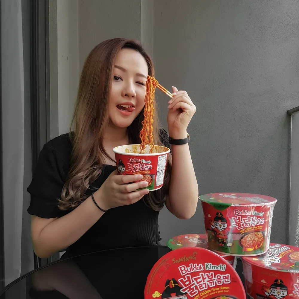 Spicy and sour are always my taste bud favourite!
Trying out the new Buldak Kimchi Hot Chicken Flavour from SamYangNoodle and boom 🔥
So delicious and addictive 😋
.
Swipe left to check out the yummy video 😉
.
#SCXKL #Lifestyle #Love #Life #Foodie #Foodporn #Buldakkimchi #Buldak #Firenoodle #Koreanspicynoodle #Mukbang #Koreanspicy #Sourspicy #Realkimchiramen #CharisCeleb